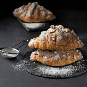 CROISSANT O SMAKU MASLANYM